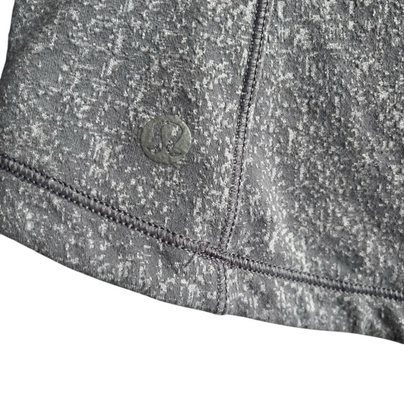 Lululemon Outrun Long Sleeve Running Top Rulu Jacquard Size 4 - Picture 10 of 10